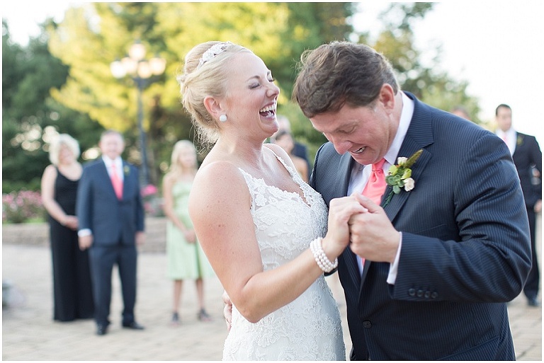 chateau-morrisette-winery-wedding-photography_0053