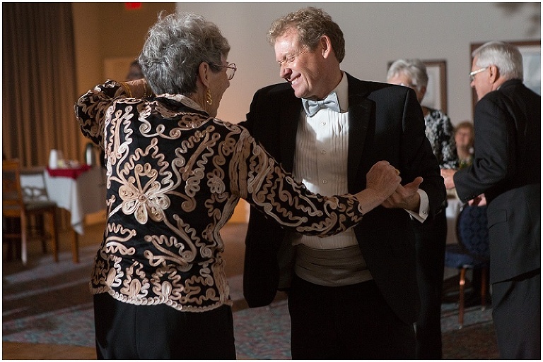 harbourtowne-st-michaels-maryland-documentary-wedding-photography-photo_0018