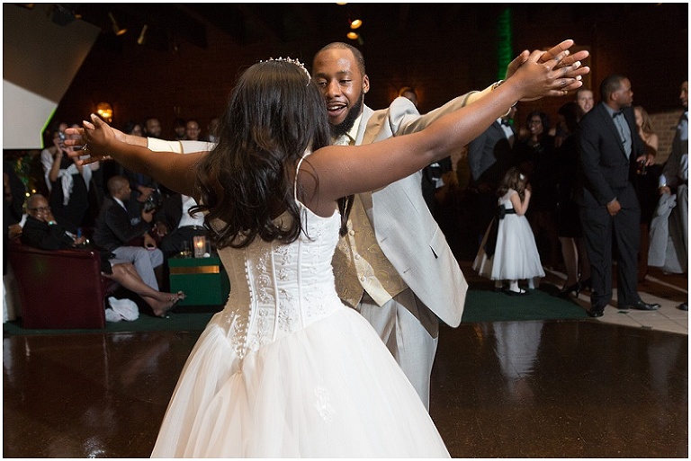 grand-atrium-vienna-virginia-wedding-photography-photo_0045