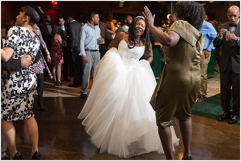 grand-atrium-vienna-virginia-wedding-photography-photo_0050