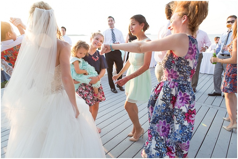 harbourtowne-st-michaels-maryland-documentary-wedding-photography-photo_0093