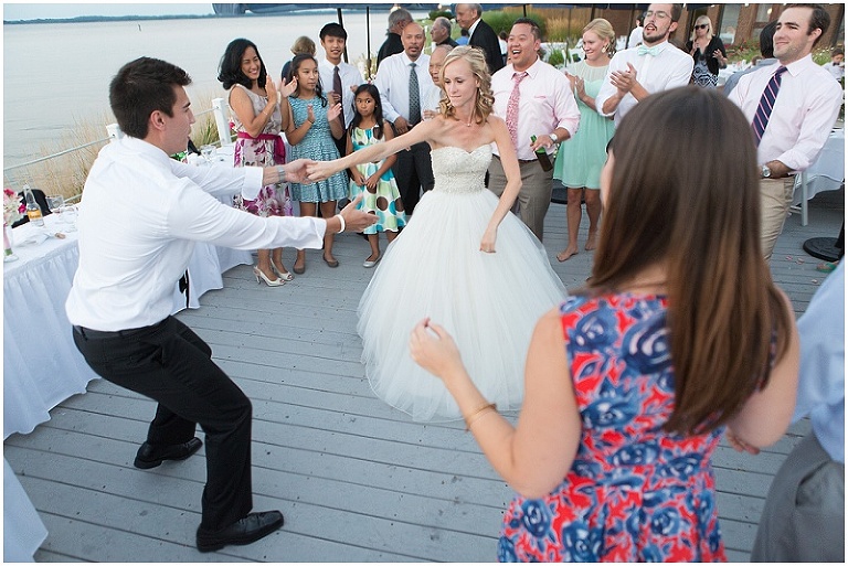 harbourtowne-st-michaels-maryland-documentary-wedding-photography-photo_0125