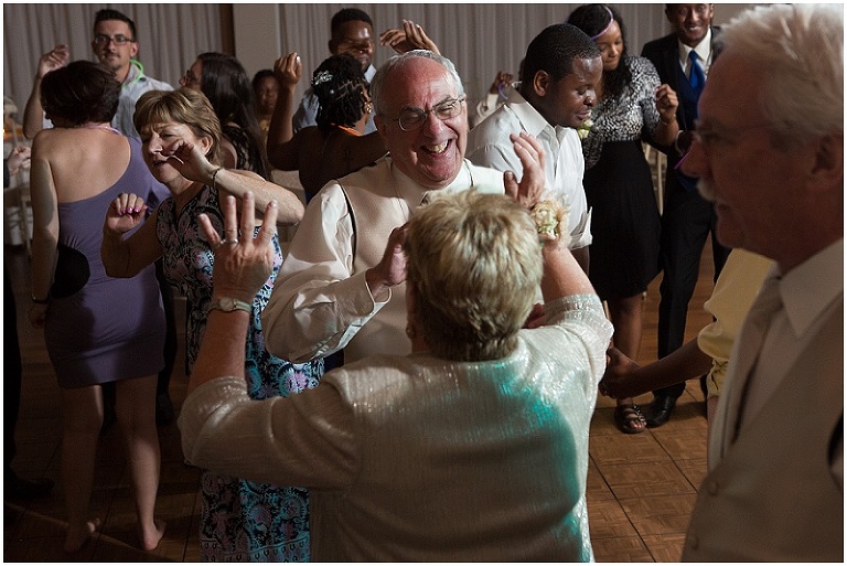 oaks-waterfront-inn-wedding-photography-photo_0124