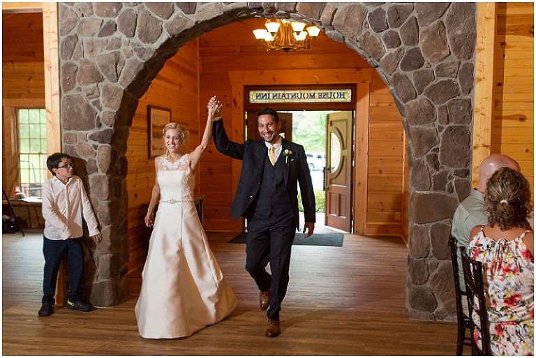 house-mountain-inn-lexington-virginia-wedding-photography-photo_0089