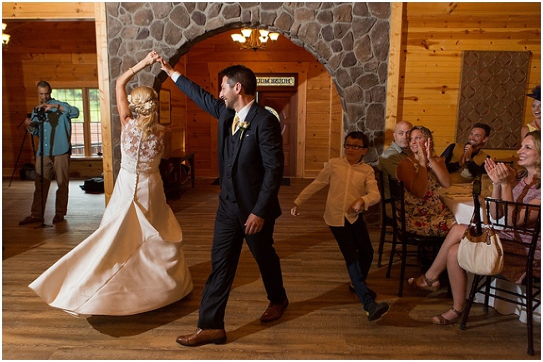 house-mountain-inn-lexington-virginia-wedding-photography-photo_0090