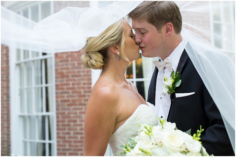 easton-maryland-tidewater-inn-gold-ballroom-wedding-photography-photo_0038